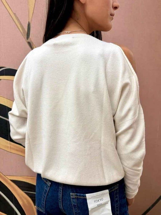 Pull cut out - CREMA