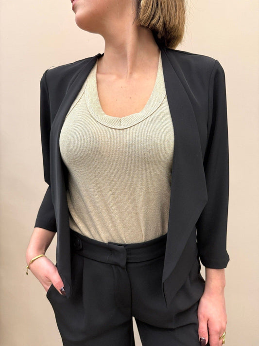 Giacca crop fluida - NERO