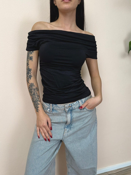 Maglia collo asimmetrico - NERO