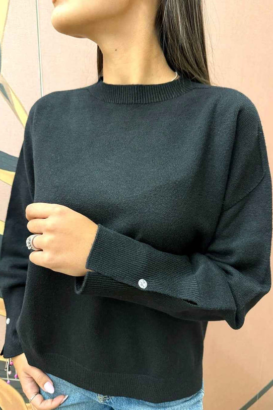 Pull girocollo in viscosa - NERO