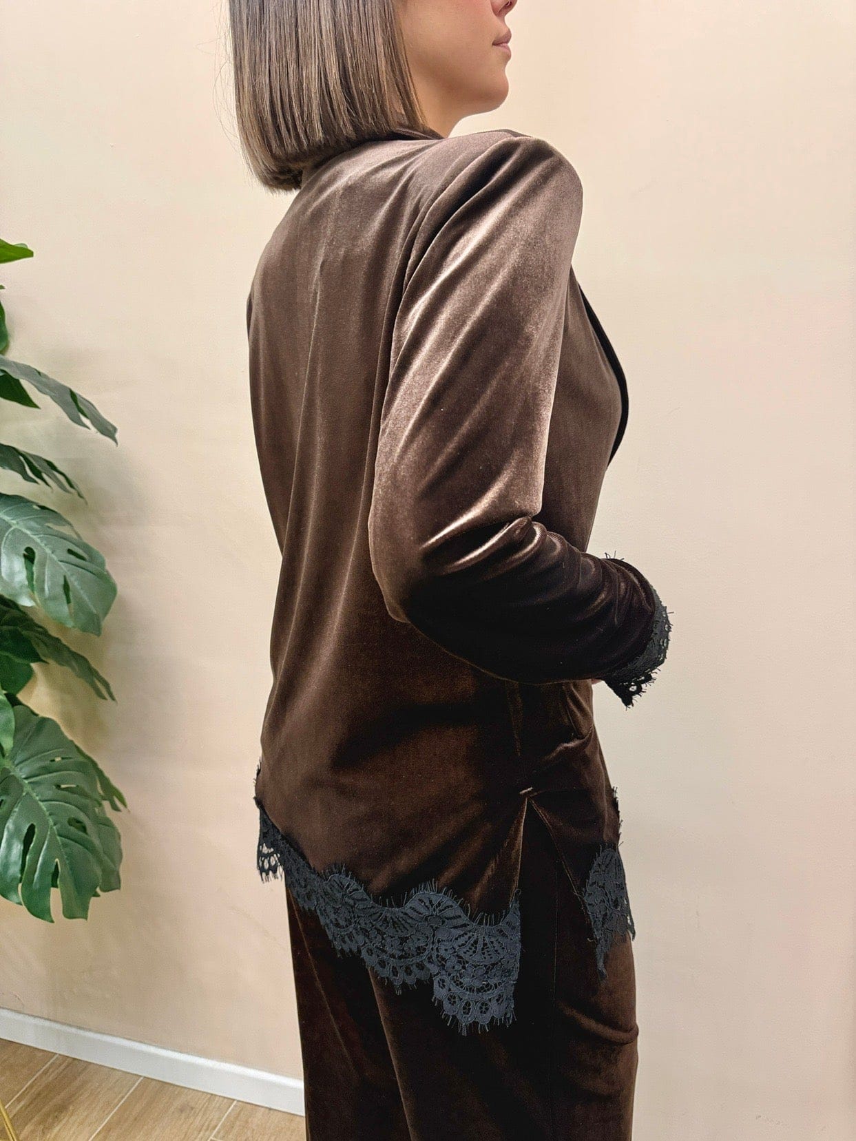 Giacca velluto c/pizzo - MORO