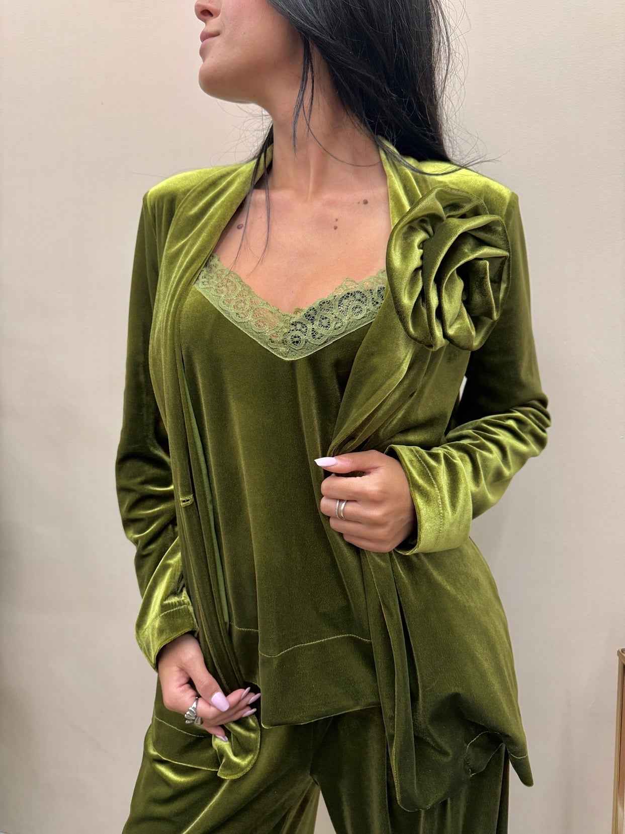 Top in ciniglia c/pizzo - OLIO