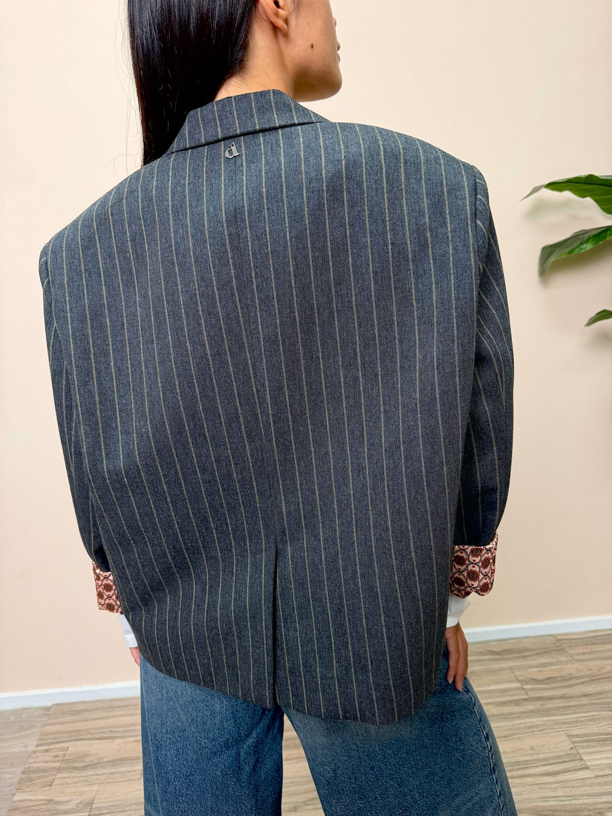 Giacca gessata foulard - ANTRACITE