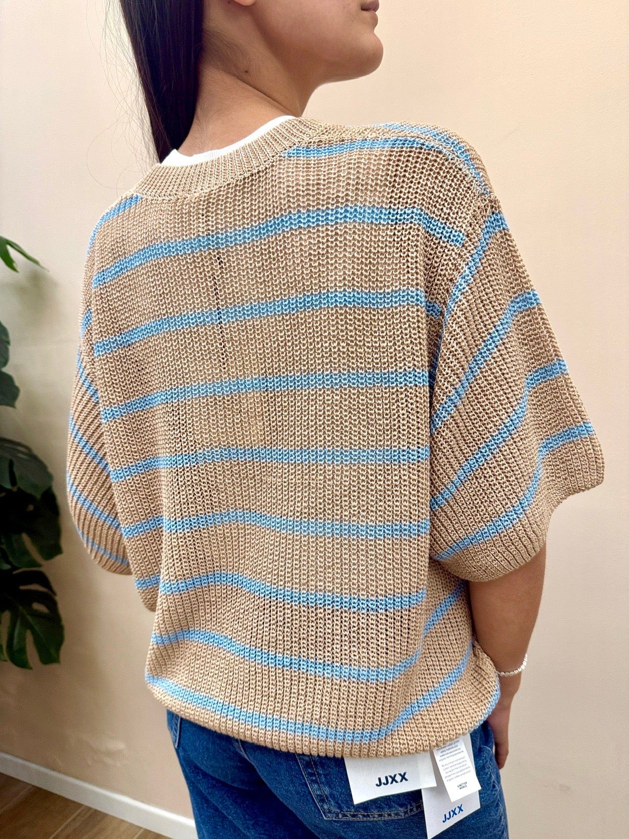 Mglia scollo a V in filo - BEIGE