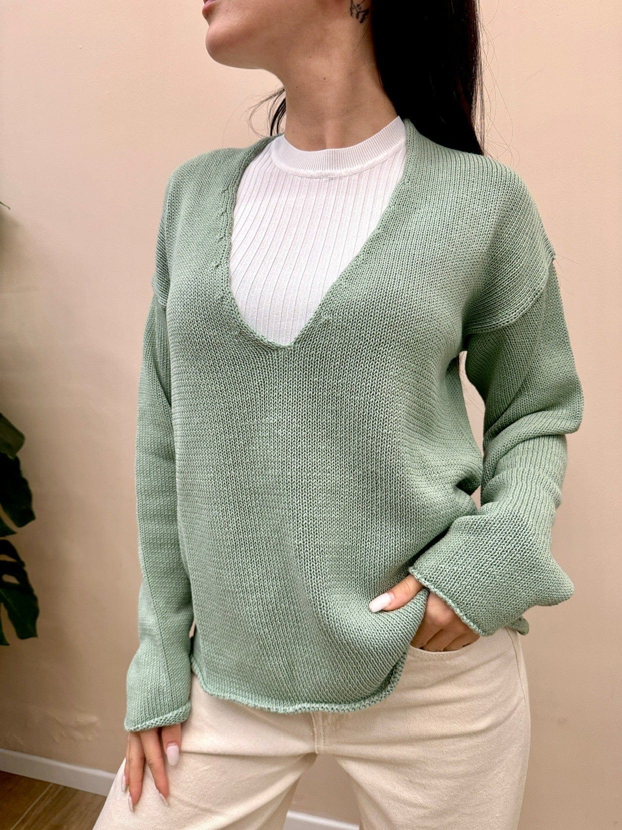 Maglia in cotone scollo a V - SALVIA