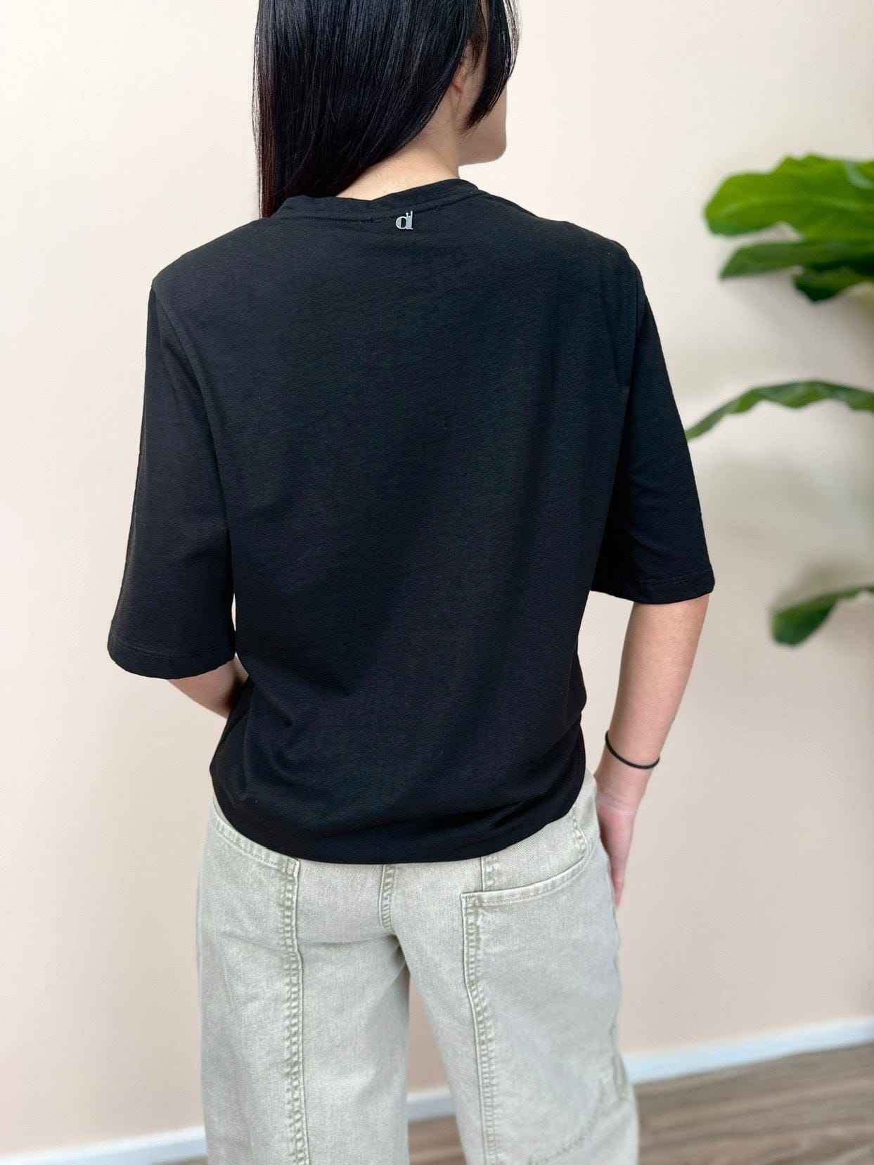 T-Shirt c/spalline - NERO
