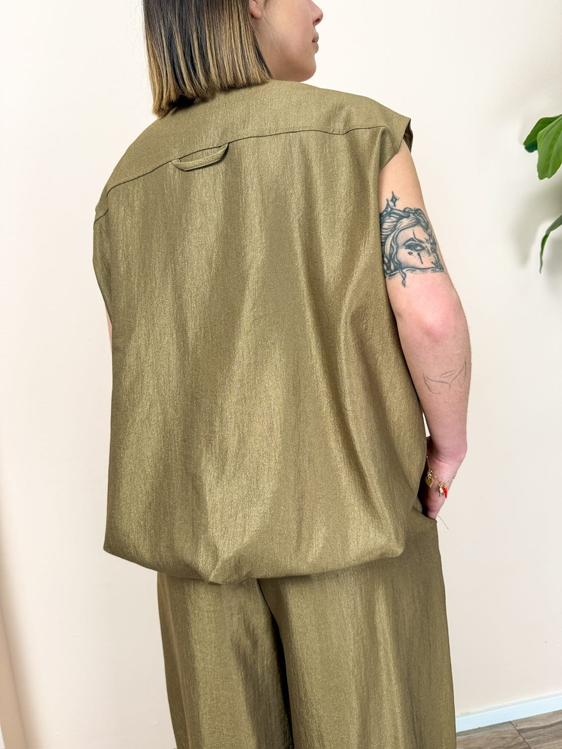 Gilet con bottoni - DESERTO