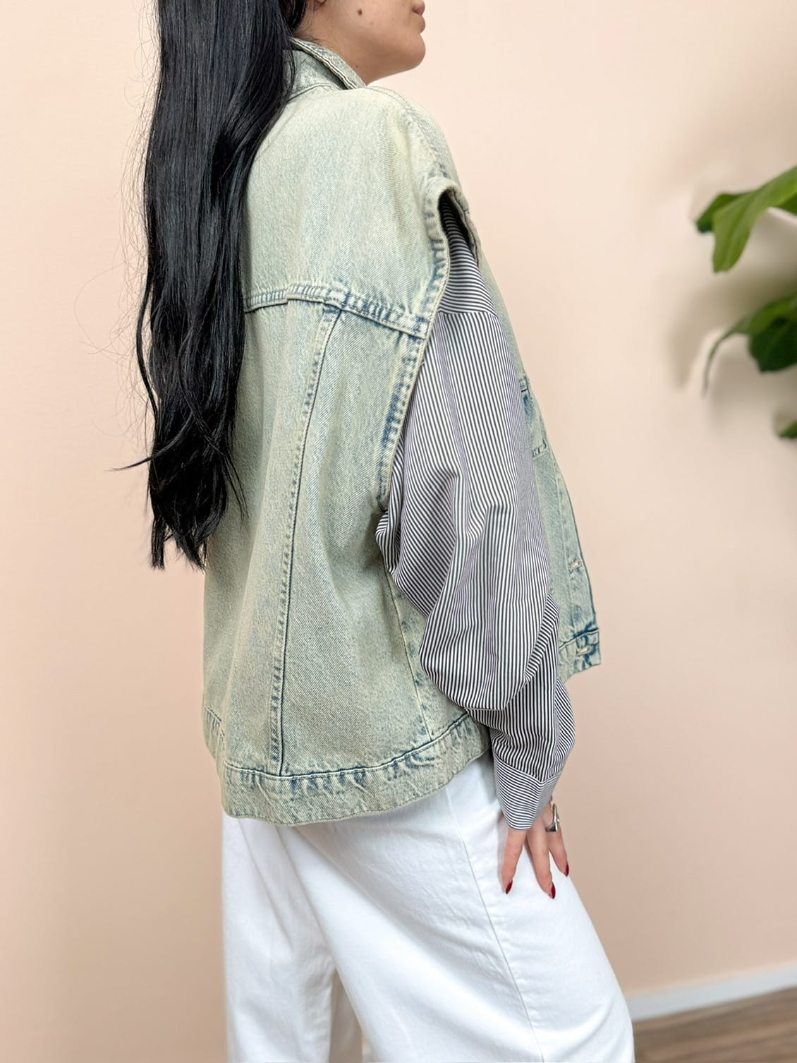 Giubbino smanicato in jeans - LIGHT BLUE