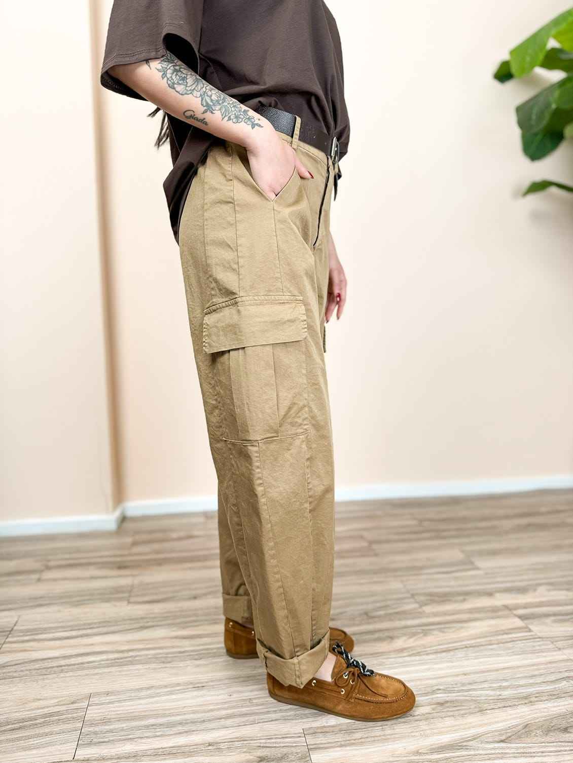Pantalone con tasconi - BEIGE