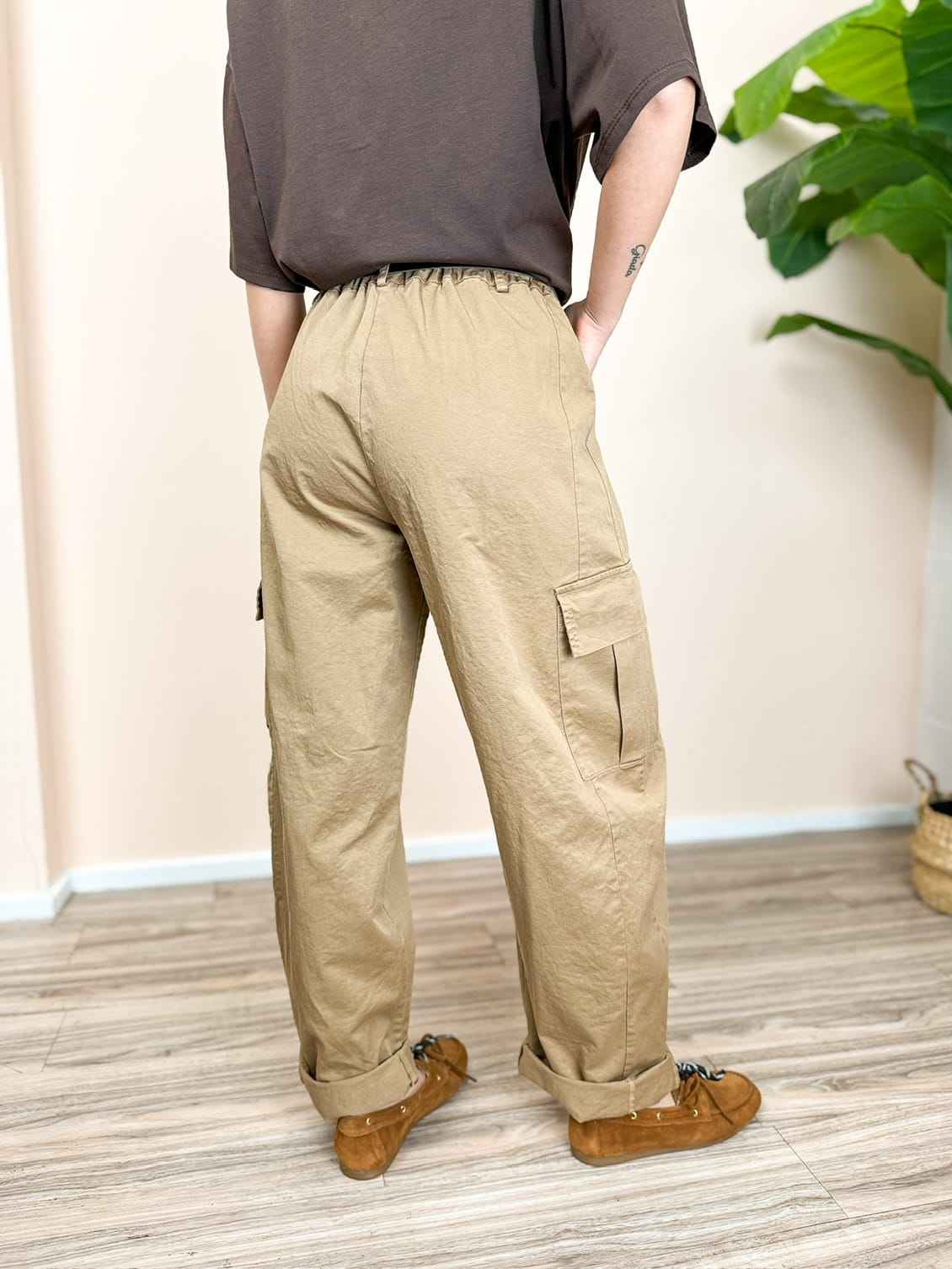 Pantalone con tasconi - BEIGE
