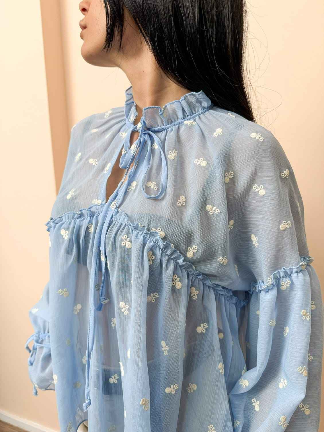 Camicia ricamata - CELESTE