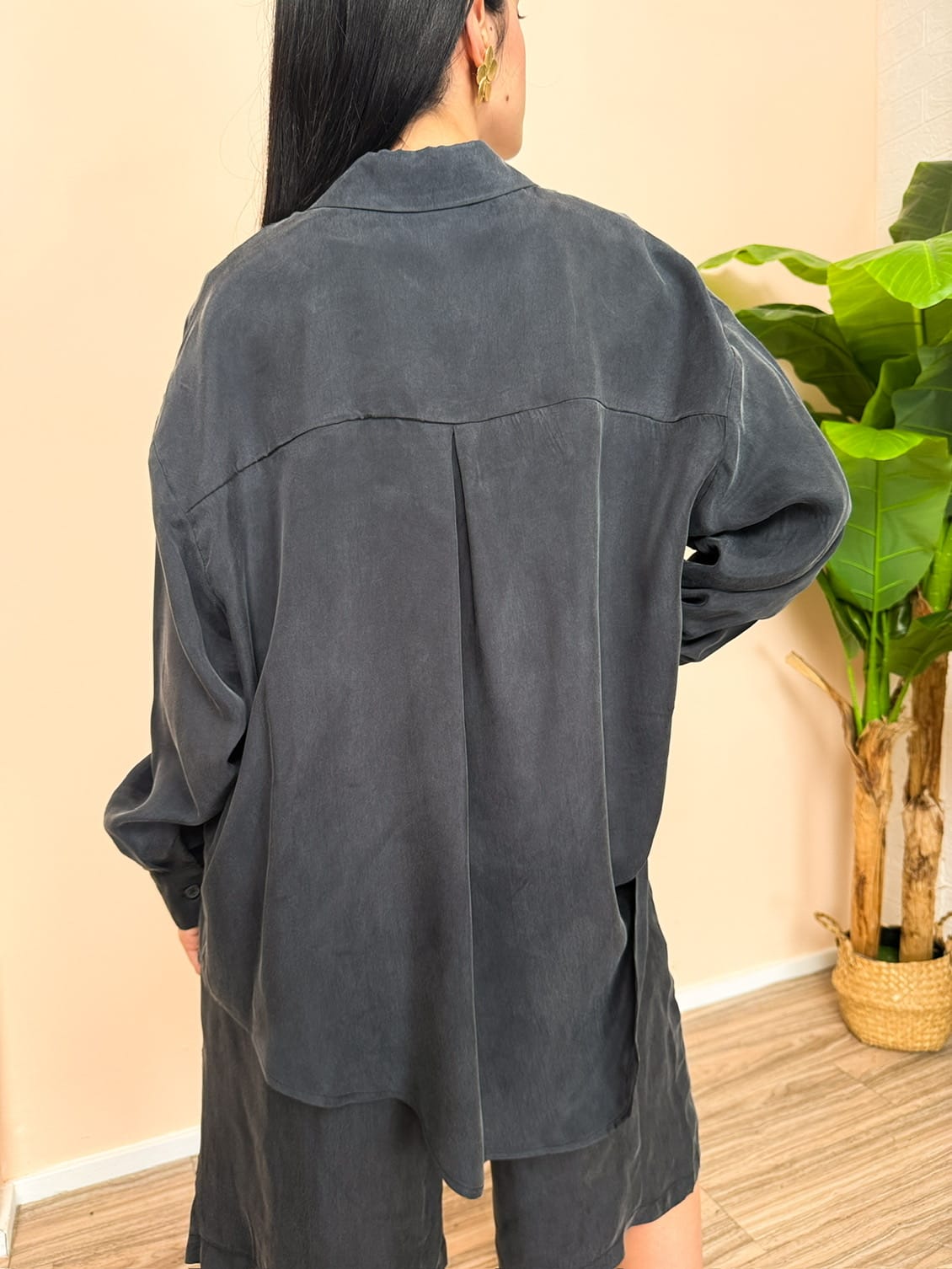 Camicia in cupro - NERO