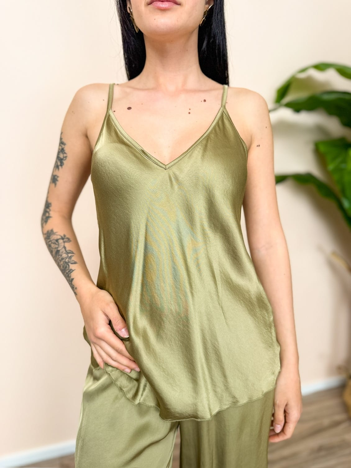 Top bretelle in viscosa - VERDE