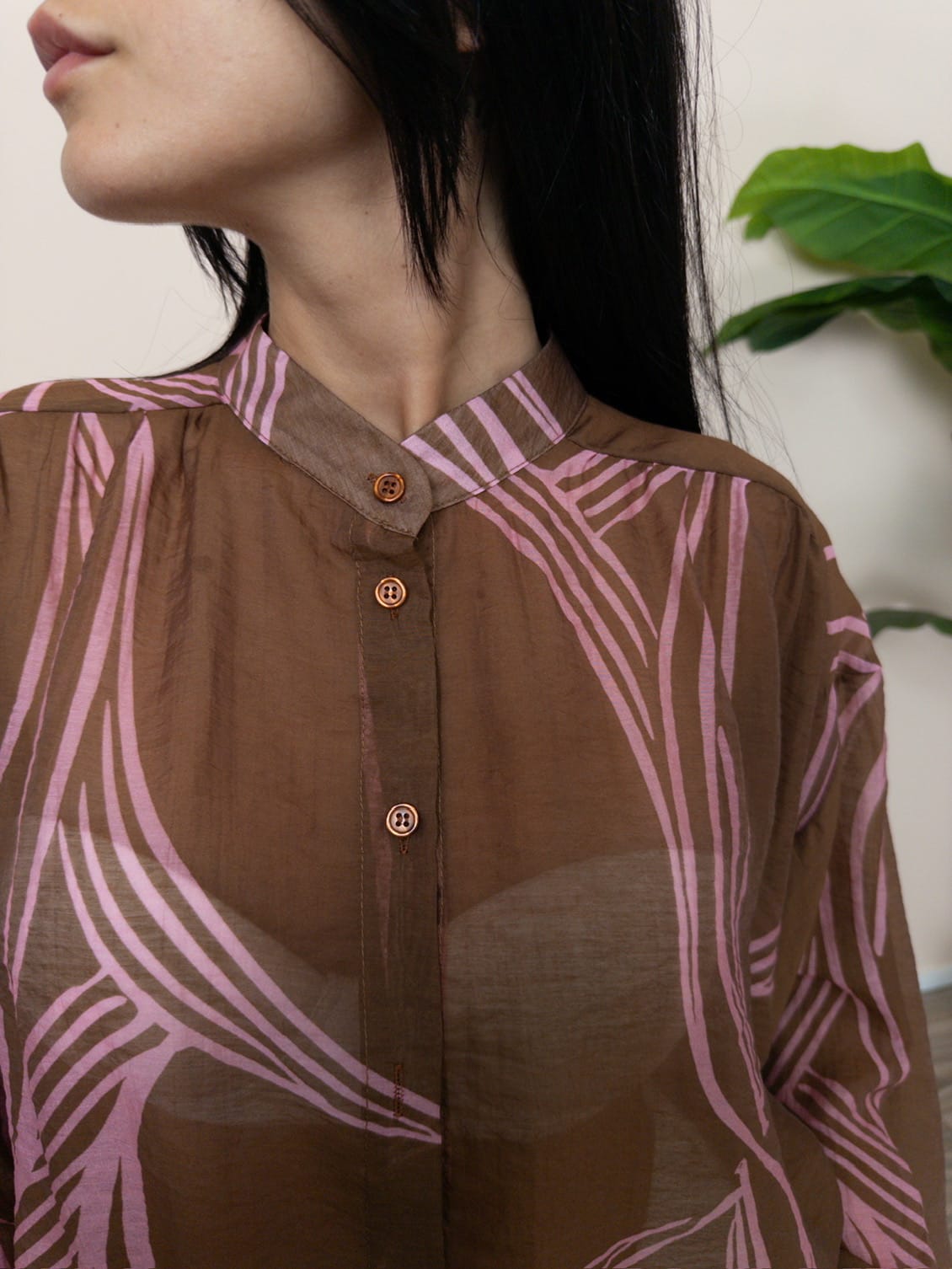Camicia over in mussola - TABACCO