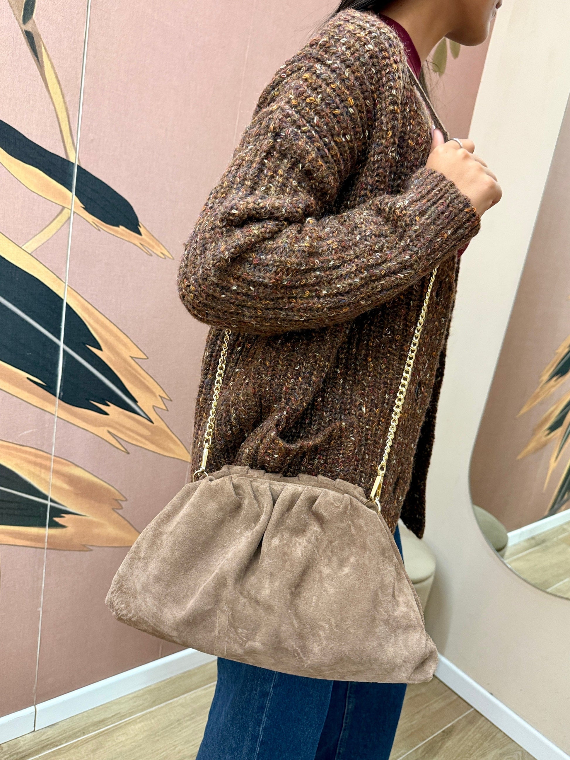 pochette in camoscio misura large - SABBIA