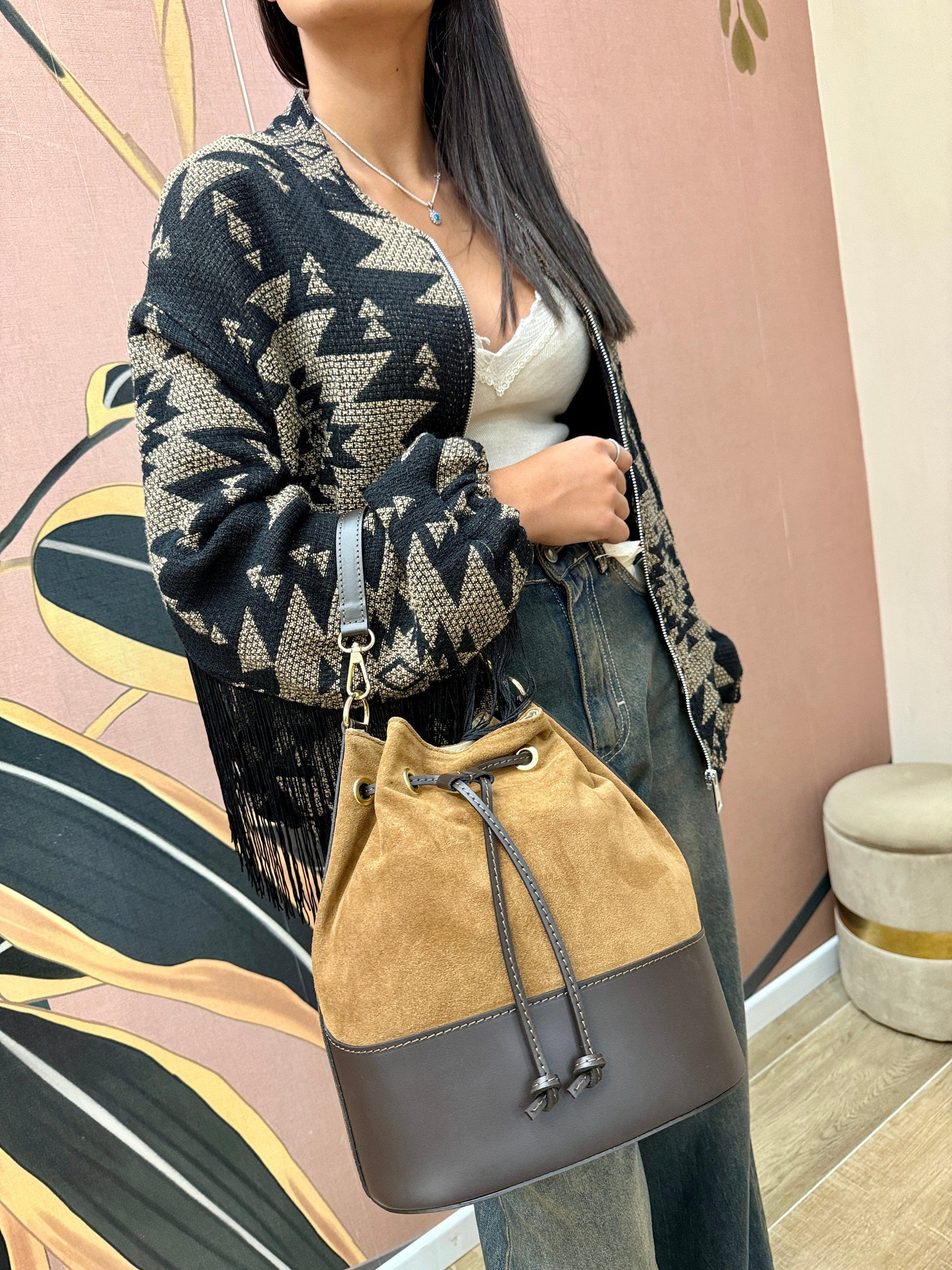 Secchiello medio in pelle e camoscio - CUOIO