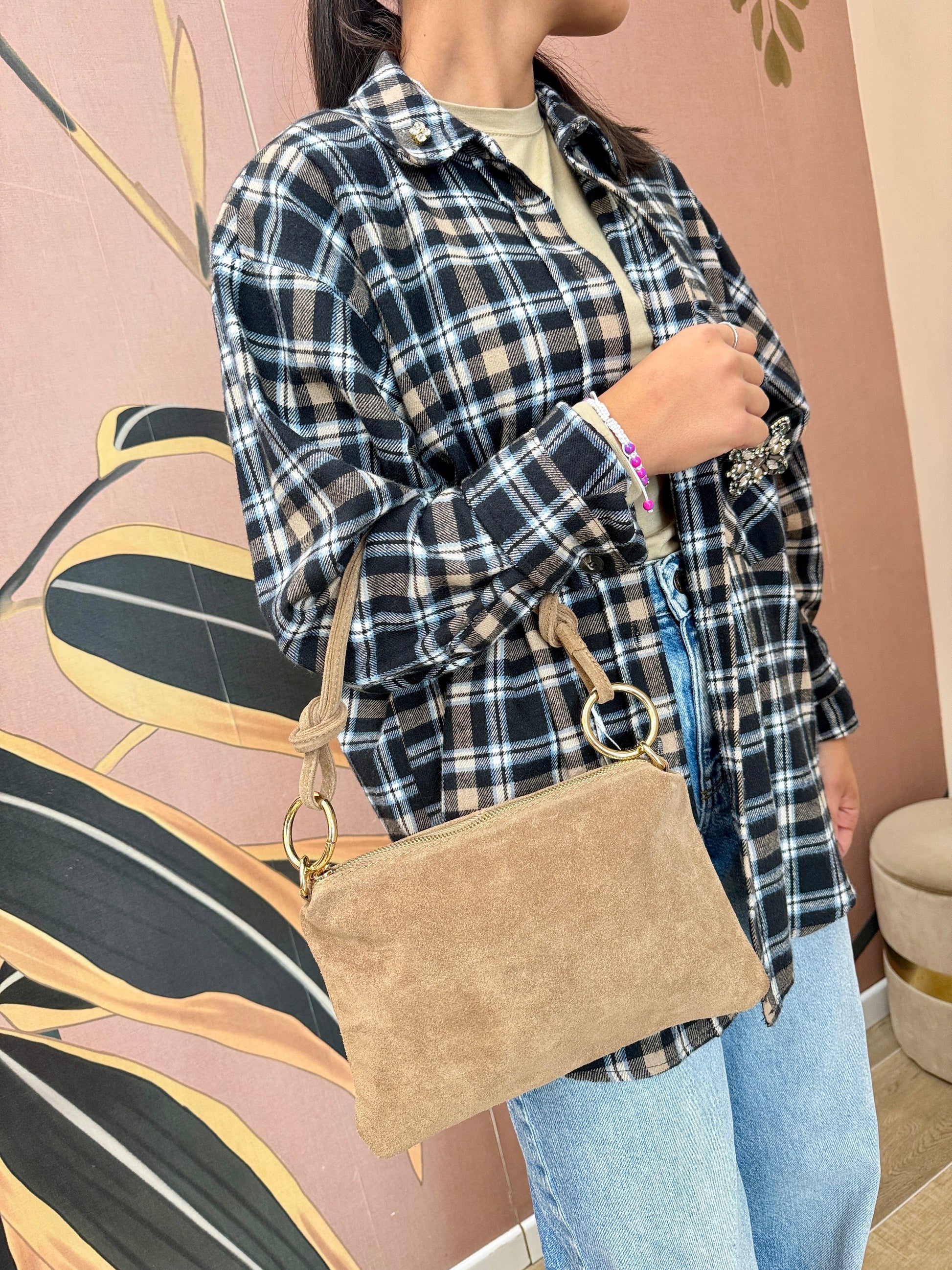 Pochette mini in camoscio - TAUPE