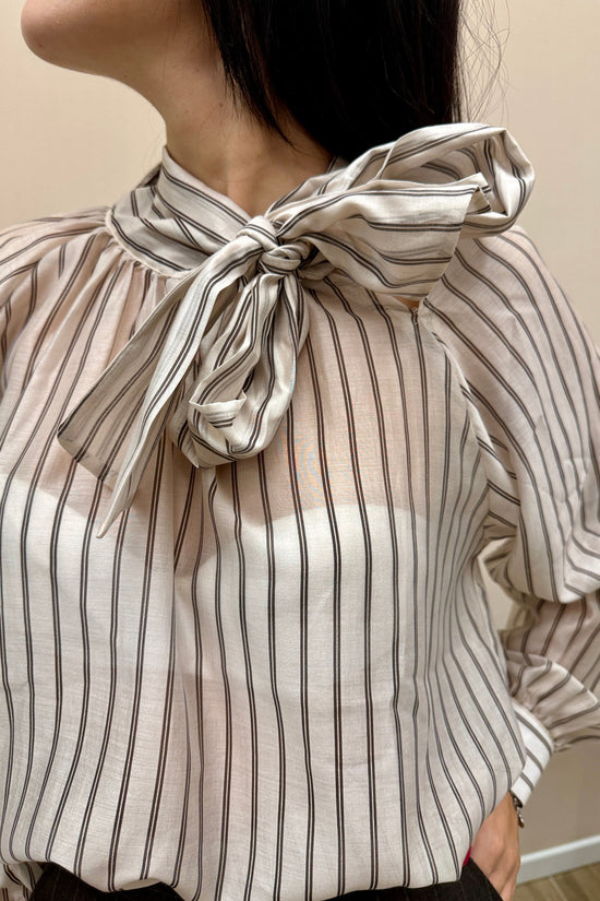 Camicia con fiocco gessata - PANNA