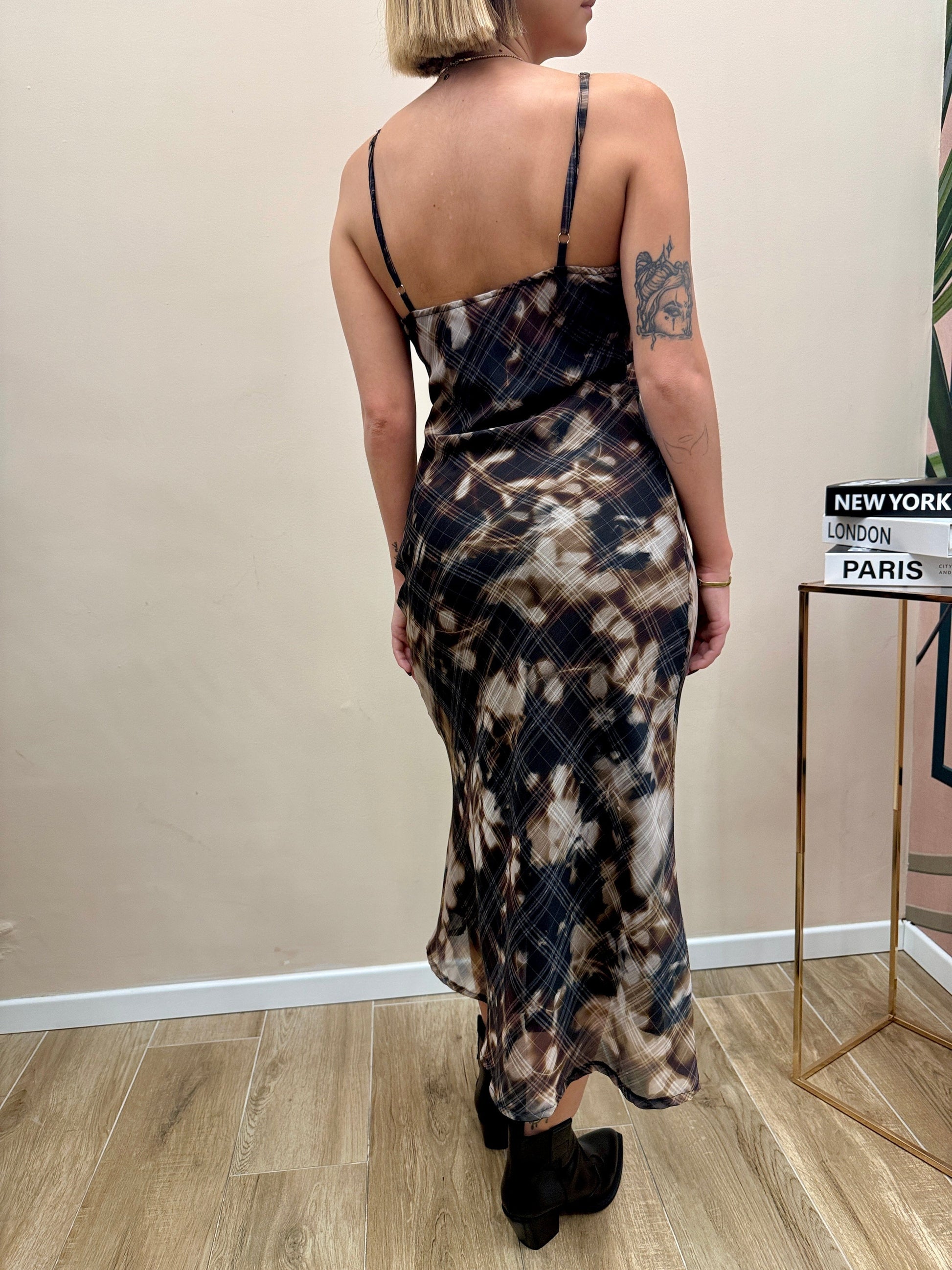 Abito fantasia velo - NERO