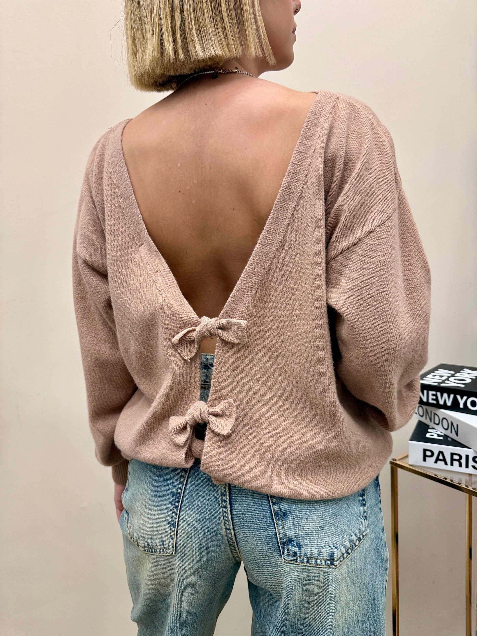 Pull con fiocchi dietro - CAMMELLO