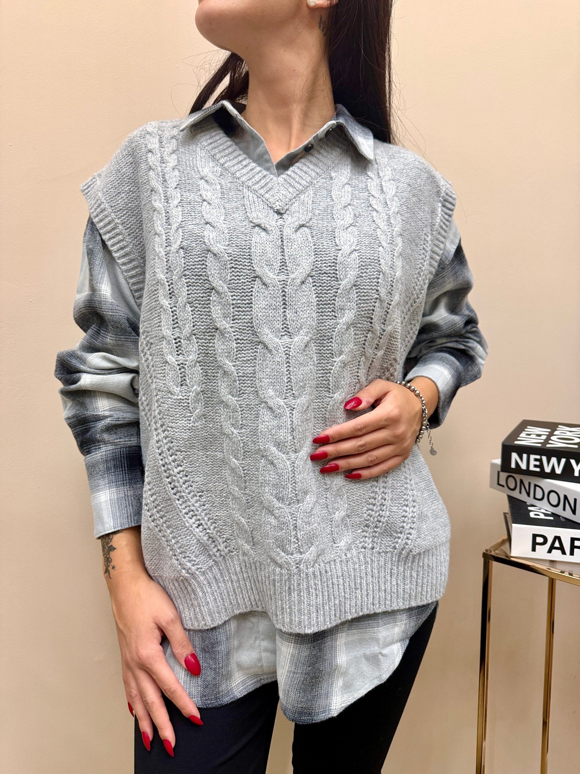 gilet con treccia modello over - GRIGIO