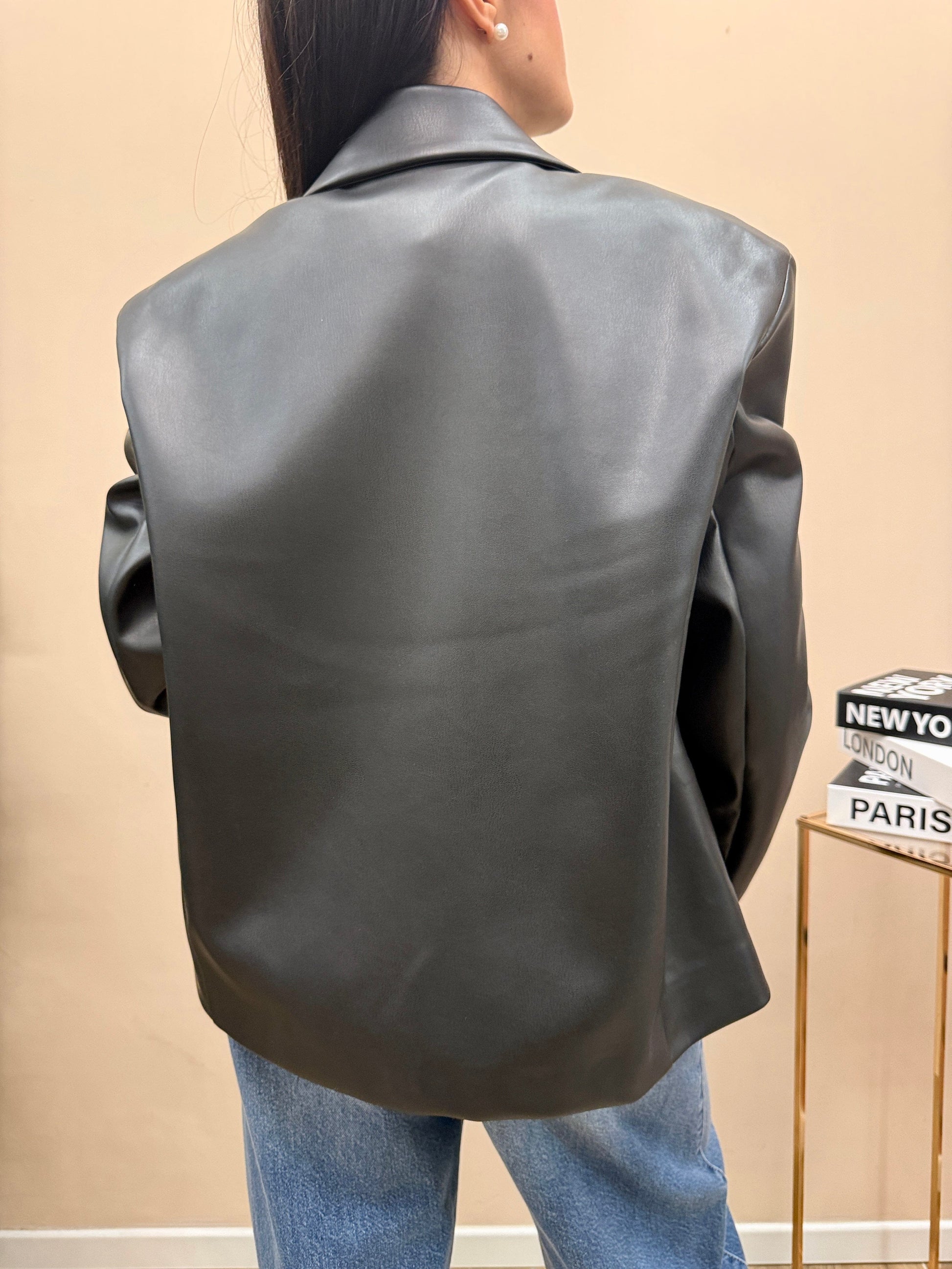 Giacca in ecopelle - NERO