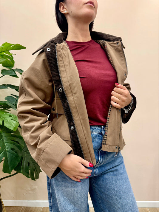 Trench corto con cappuccio - CAMMELLO